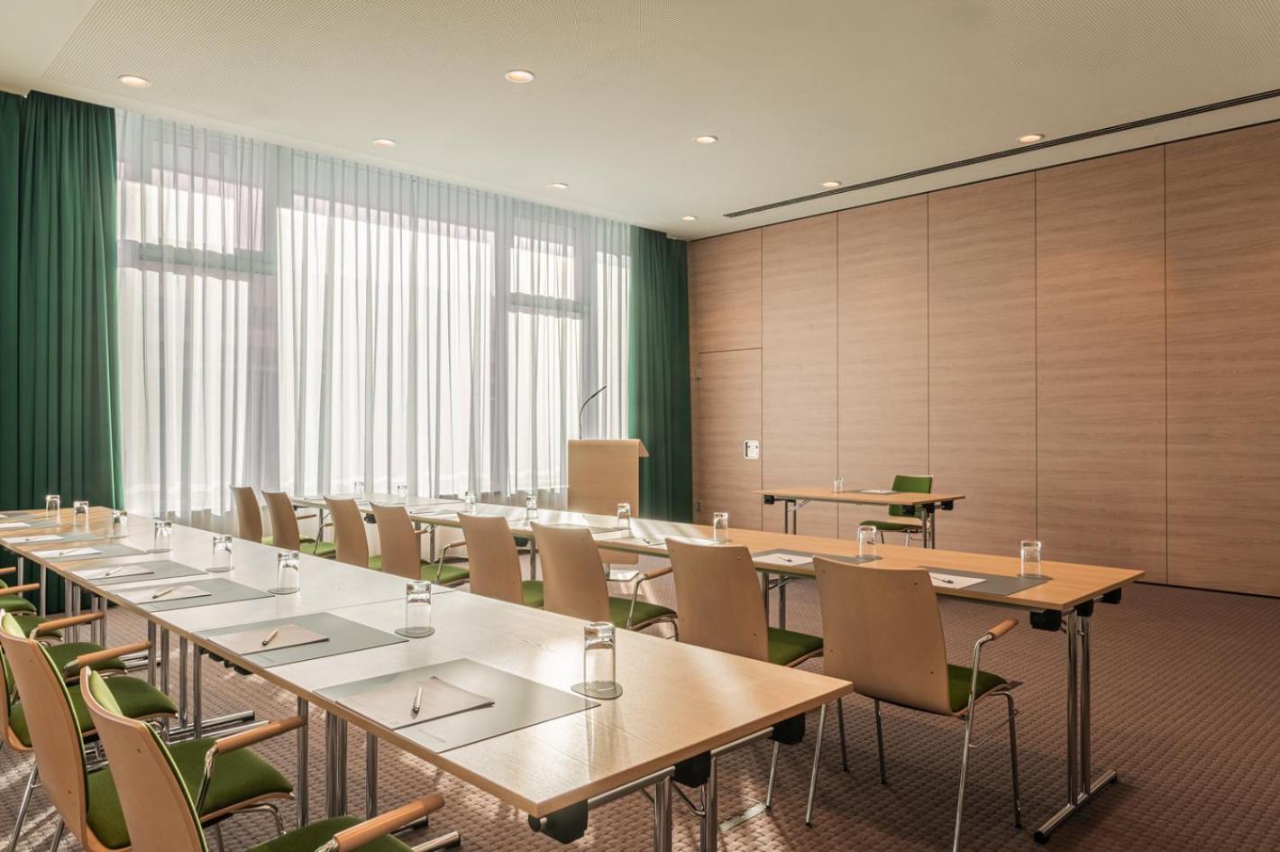 Intercityhotel Luebeck Екстер'єр фото